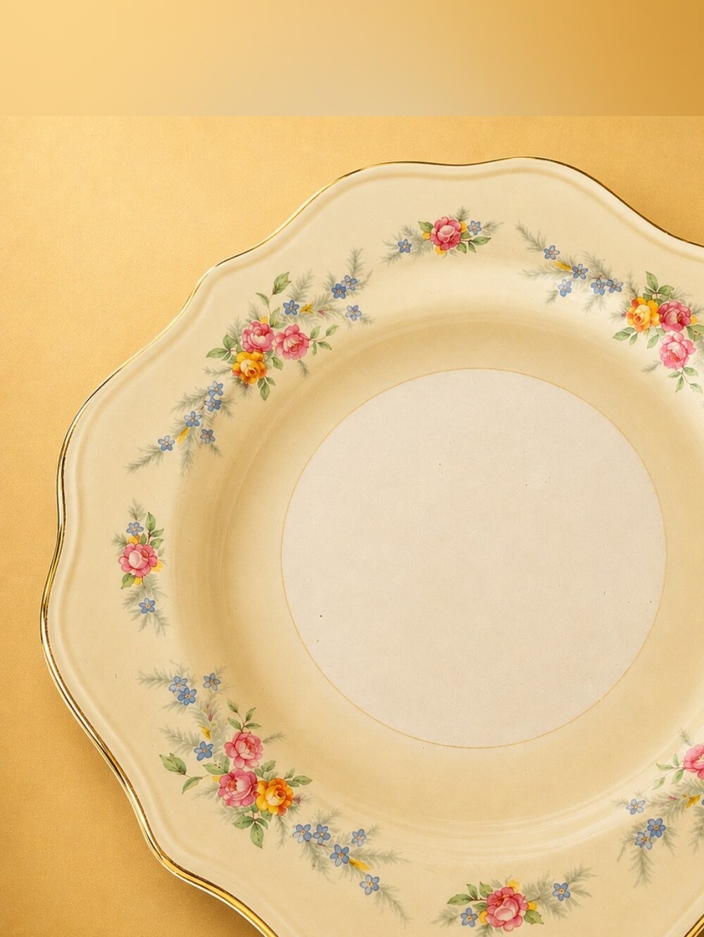 Vintage 1951 Homer Laughlin Eggshell Nautilus Floral Salad Plates Gold Trim Set